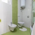 House With Pool Lile *