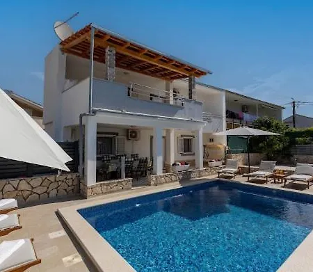 Σπίτι διακοπών House With Pool Lile Vinišće