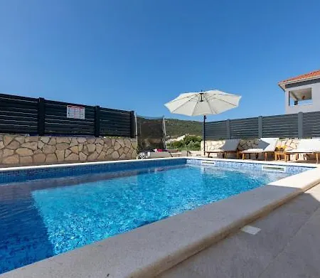 Σπίτι διακοπών House With Pool Lile Vinišće